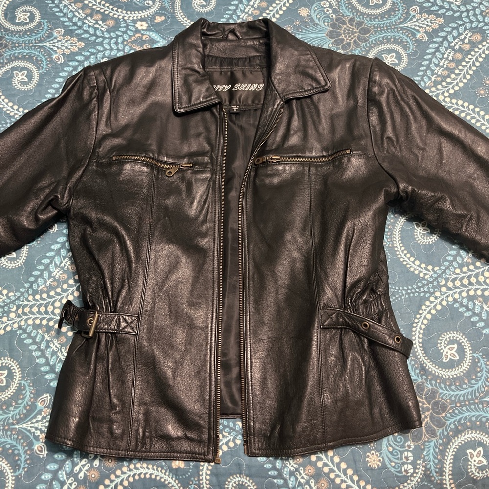 Leather jacket in black